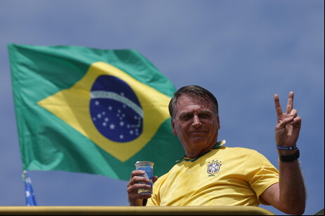 Bolsonaro teria liderado organização criminosa para planejar golpe