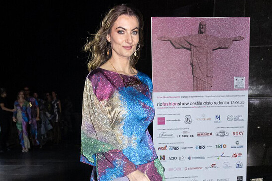 Rio Fashion Fashion toma conta do Cristo Redentor em noite de desfile